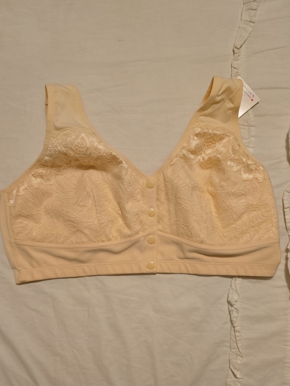 Lace-Front Wireless Comfort Bra in Light Beige